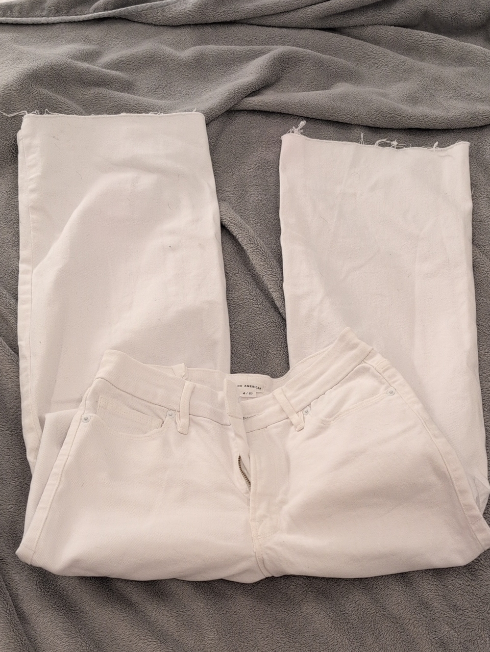 NWT Good American White Straight-Leg Jeans
